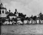 Успенский монастырь. Вид со стороны Сиверского озера. Фото 1960-х гг.