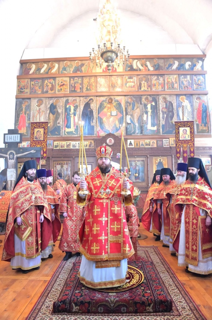 владыка Игнатий возглавил Литургию в Кирилло-Белозерском монастыре.JPG